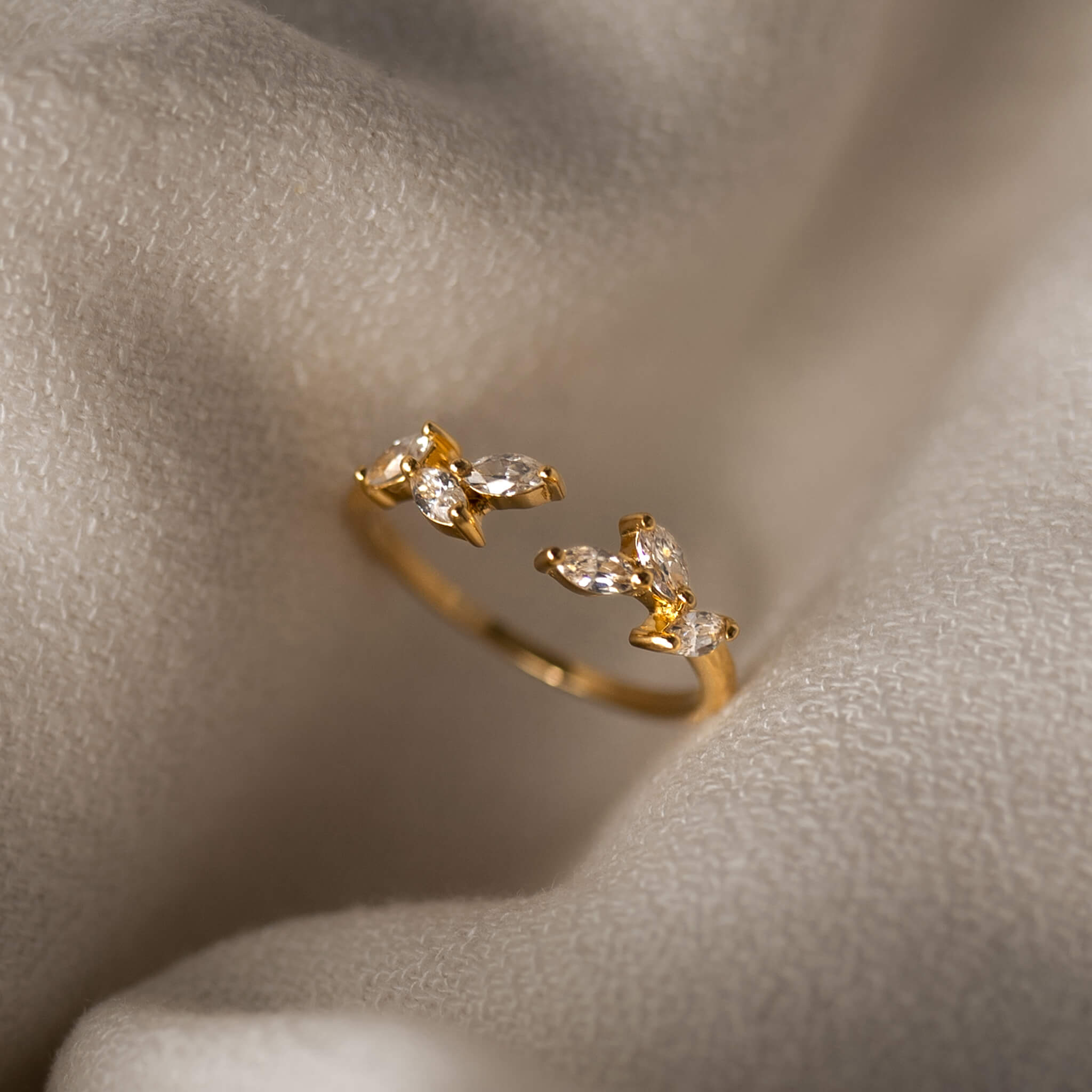 14k Gold Open Diamond Leaf Ring