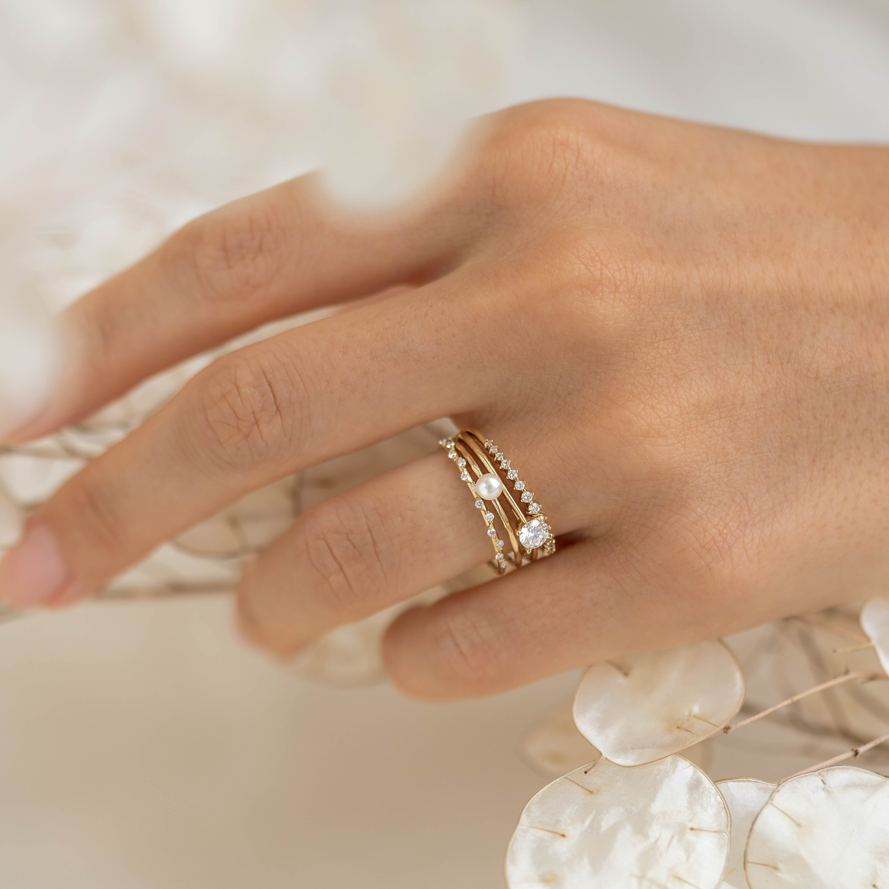 14K Gold Hammered Band Freshwater Pearl Ring - Arden