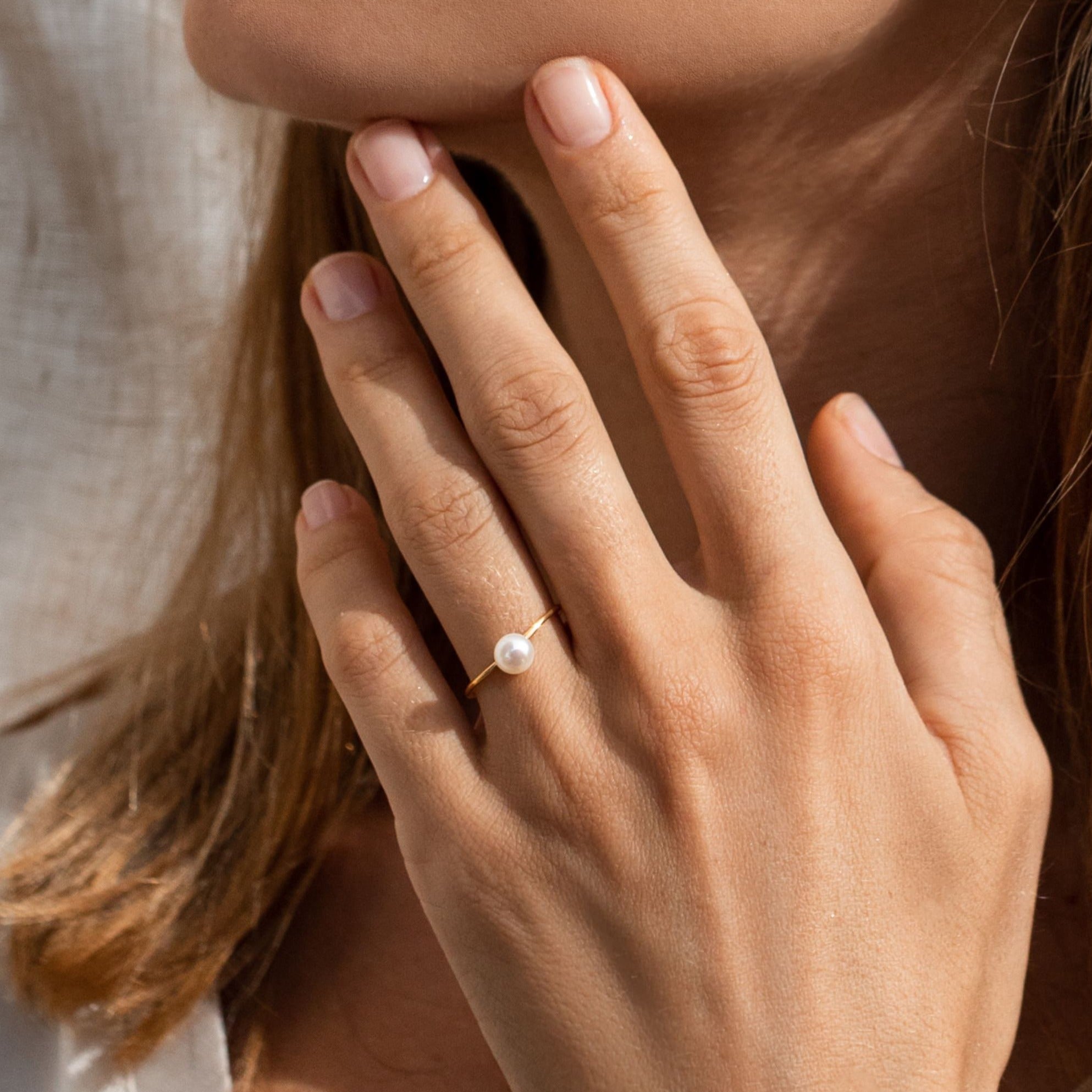 14K Gold Classic Freshwater Pearl Band Ring