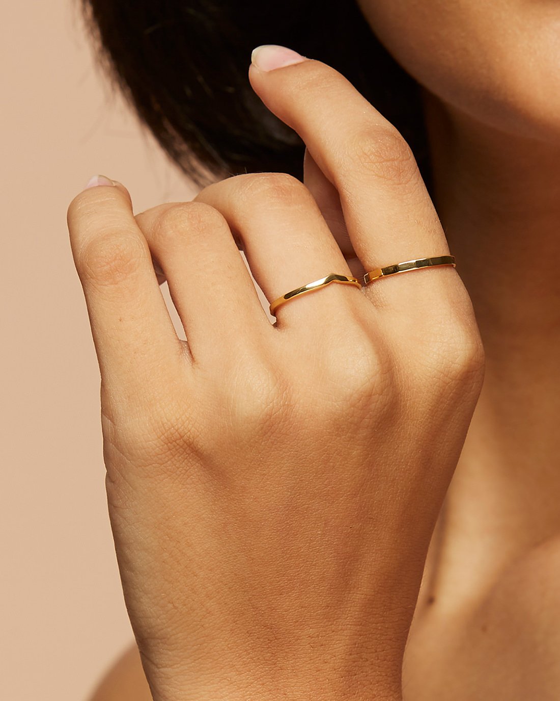 V Ring - Nora
