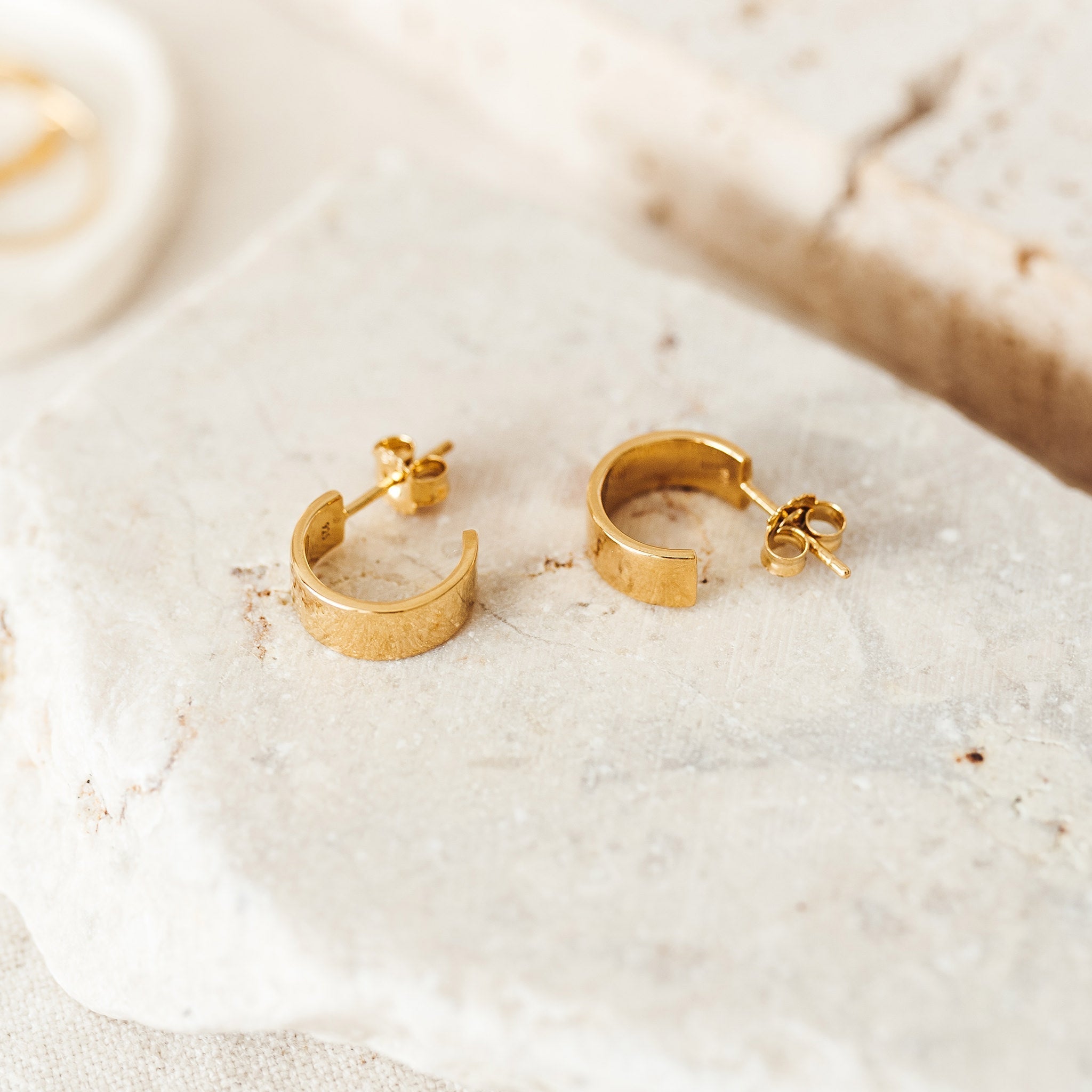 14K Gold Bold Arc Wide Hoop Earrings